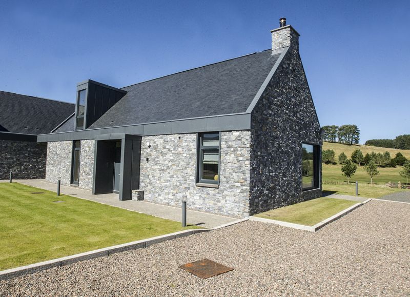 West Linton Slipperfield Cottages